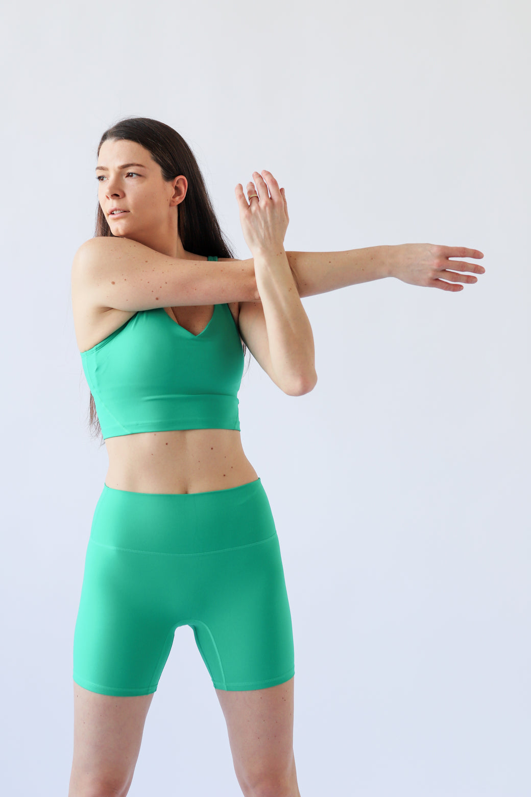 Crop top Flow Green aura - Movement kolekce