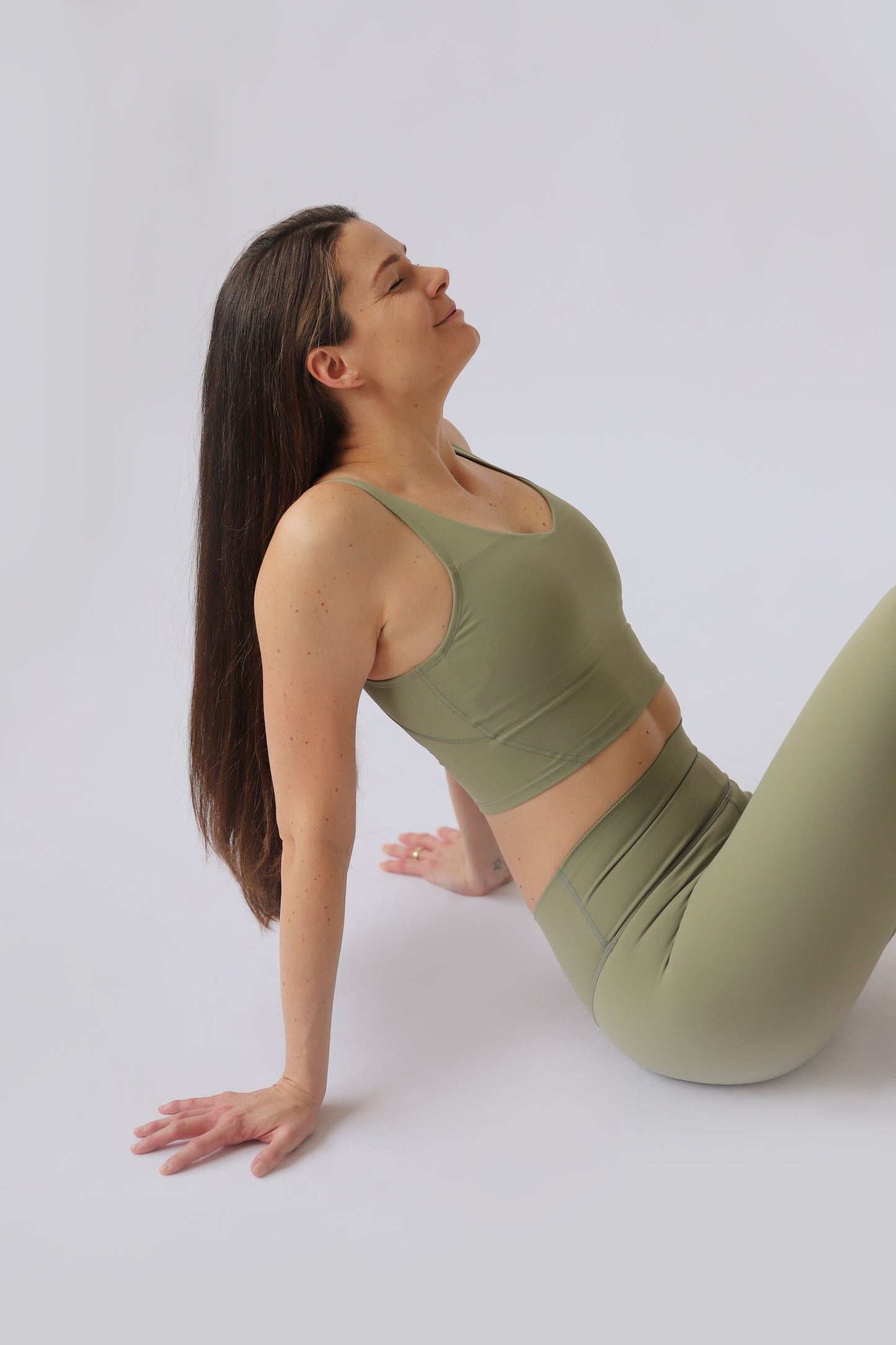 Crop top Flow Spring green - Buttery soft kolekce