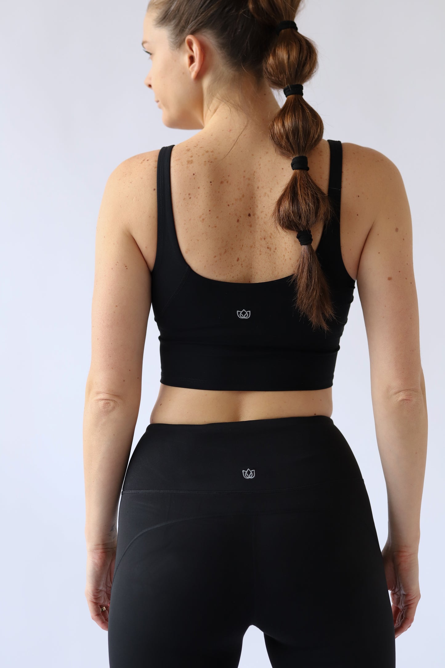 Crop top Flow Black - Buttery soft kolekce